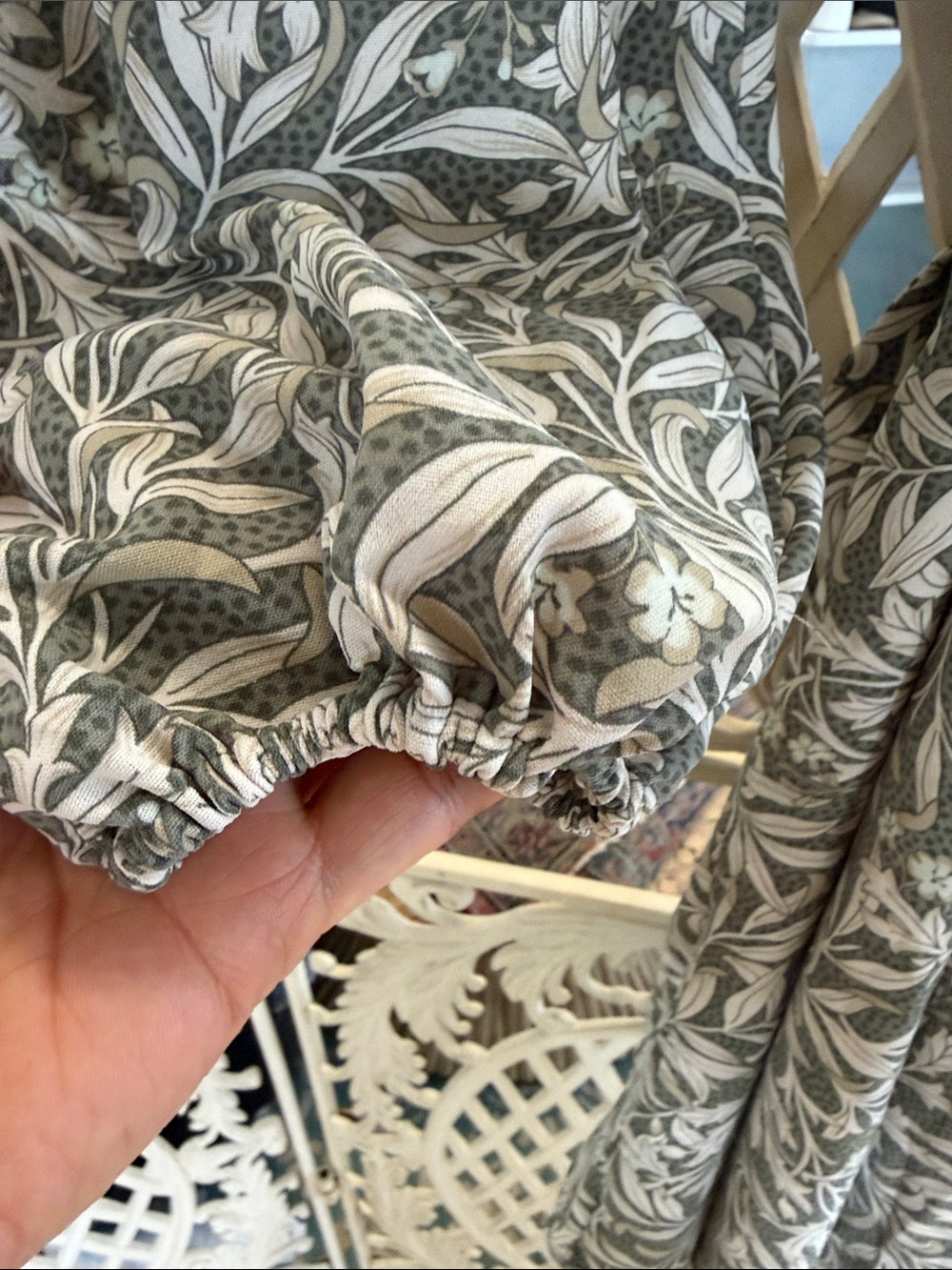 H&M Green and White Leaf-Print Dress - Picture 8 of 8